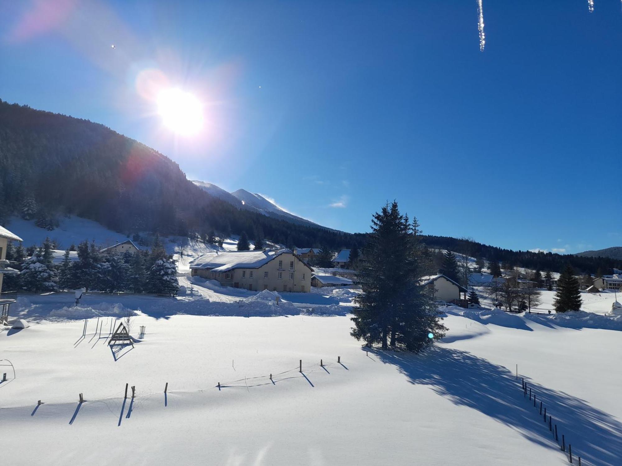 شقة Duplex 59M2 - Proche Centre - Balcon Plein Sud Corrençon-en-Vercors المظهر الخارجي الصورة